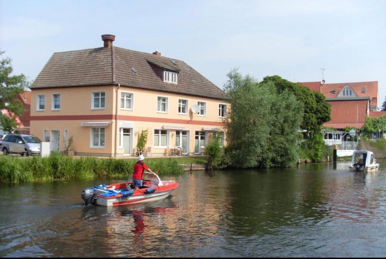 Ferienwohnungen Direkt An Der Elde Lübz Kültér fotó